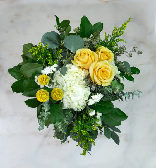 Goldie Handheld Bouquet